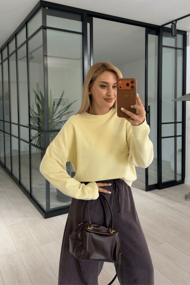 Premium Seri Pastel Sarı Basic SweatSezgi Tekin