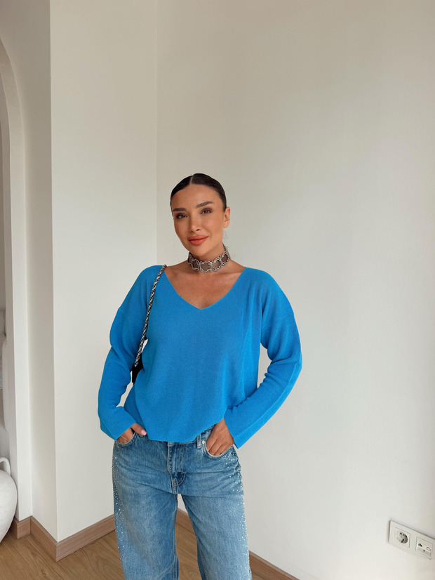 Açık Mavi V Yaka Triko Kazak