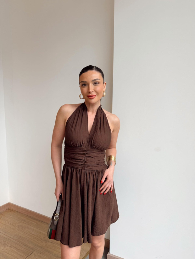 Boyundan Bağlamalı Mini Elbise Kahve