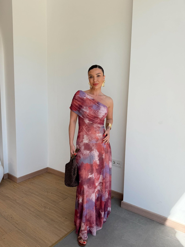 Çok Renkli Desenli Tek Kol Tül Elbise