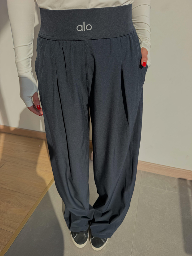 Logolu Bel Lastikli Pantolon Lacivert