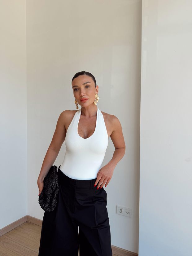 V Yaka Halter Bodysuit Ekru