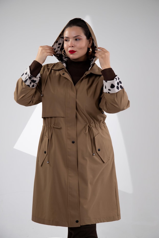 Büyük Beden 122137 Leoparlı Trençkot Camel