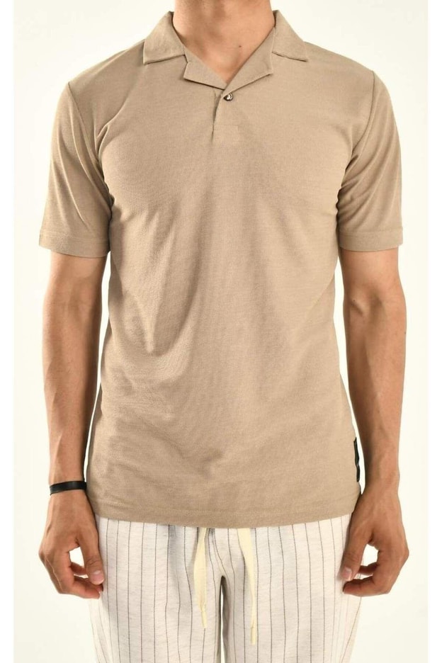 Ekru Yaka Detay T-shirt 410415