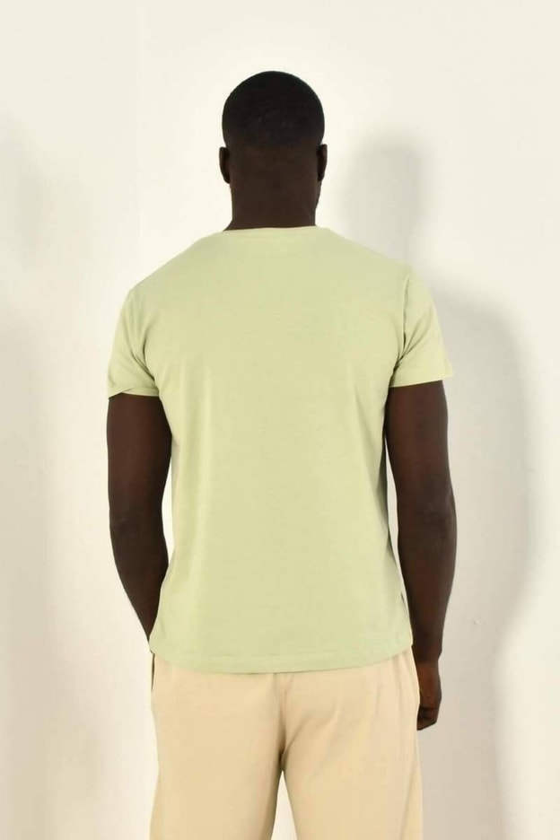 Siyah Çiçekli Örgü Detay Bisiklet Yaka Tshirt