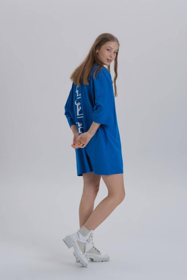 Siyah Kadın Sırt Baskı Detay Oversize T-shirt Elbise