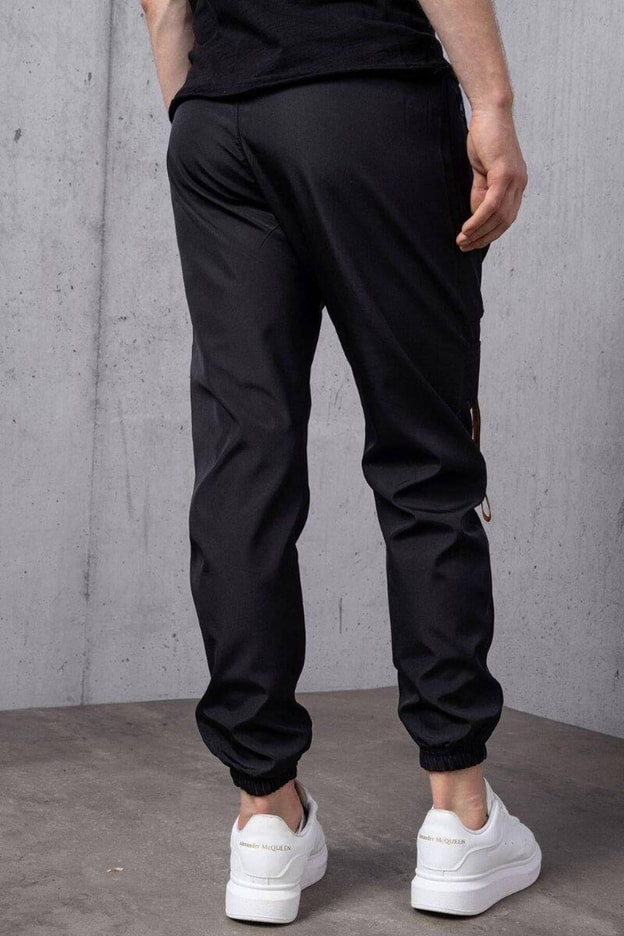 Siyah Şerit Aksesuar Detaylı Paraşüt Kumaş Jogger Pantolon