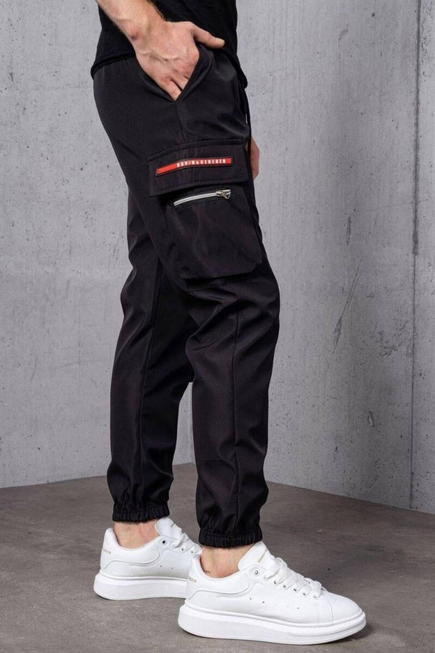 Siyah Şerit Aksesuarlı Jogger Pantolon