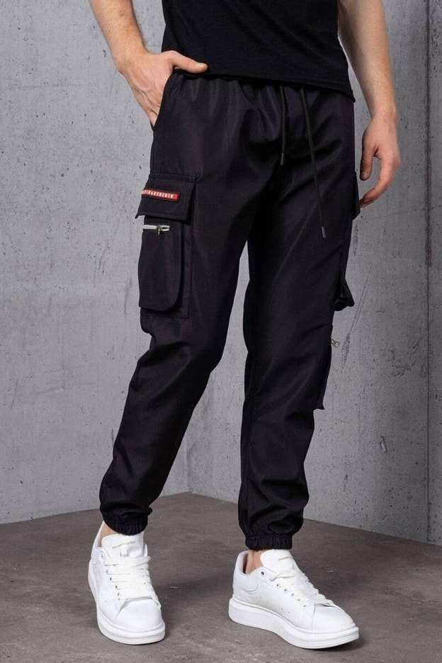 Siyah Şerit Aksesuarlı Jogger Pantolon