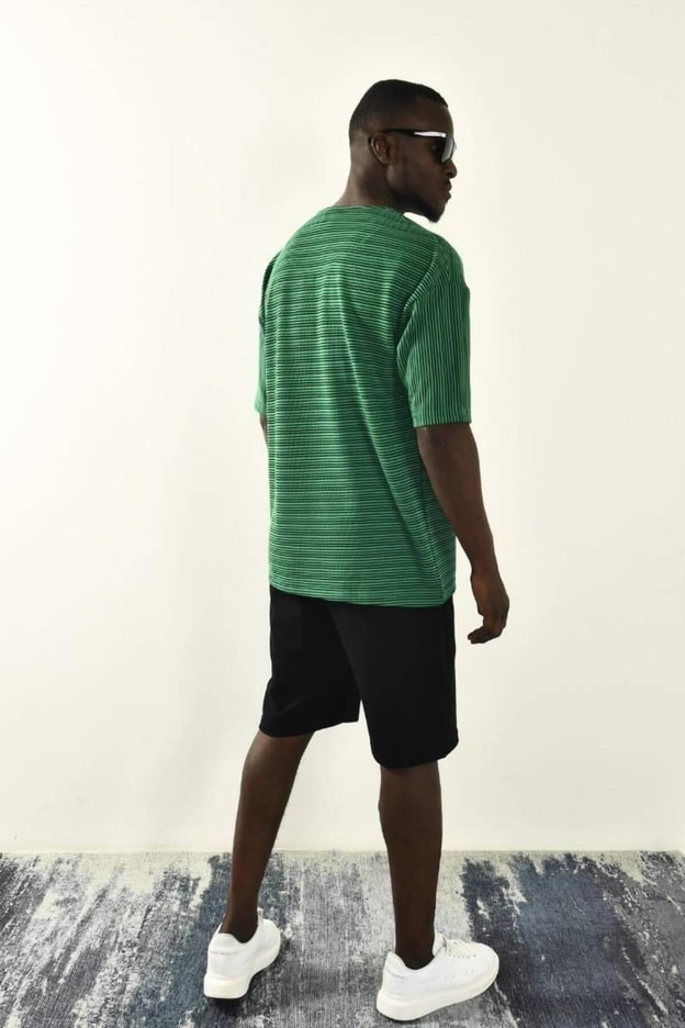 Yeşil Bağcıklı Yaka Detaylı Oversize Tshirt