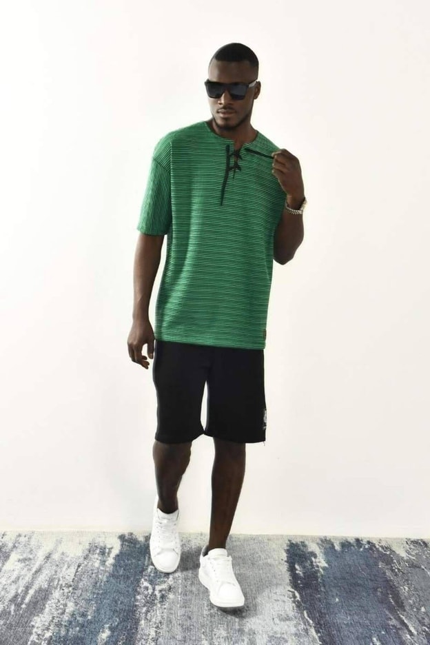 Yeşil Bağcıklı Yaka Detaylı Oversize Tshirt
