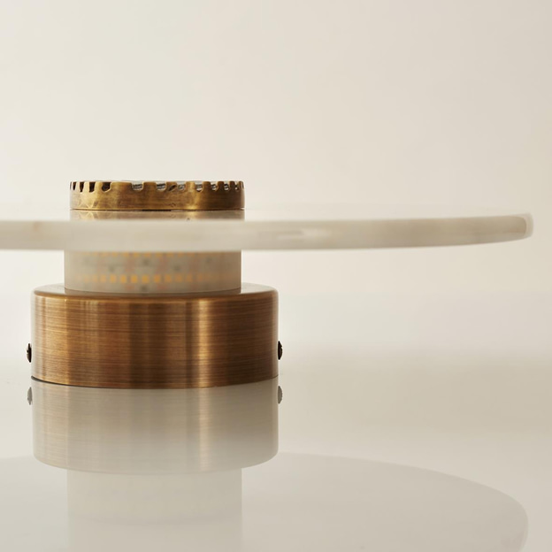 Art Deco Aplik (Beyaz/Turuncu) -ÇAP:21 cm