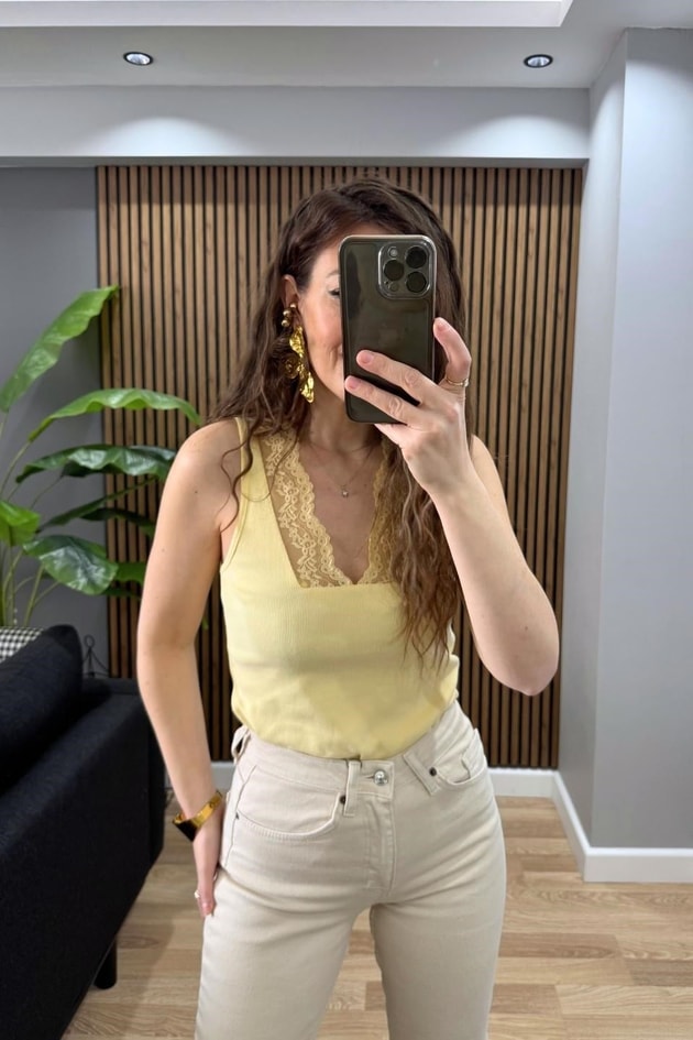 Bella Dantel Detay Atlet Bluz Lİmon Sarı