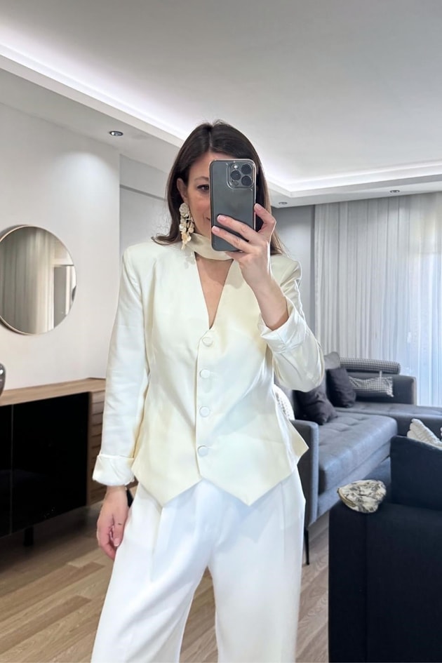 Viera Şallı Blazer Ceket Krem