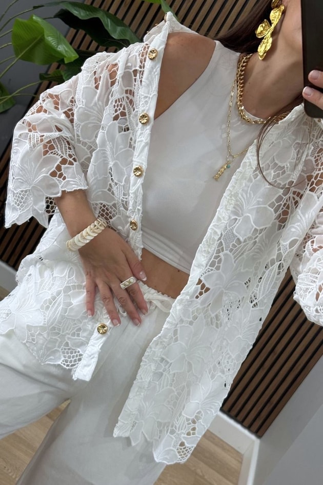 Floral Dantel Gold Düğmeli Gömlek Beyaz