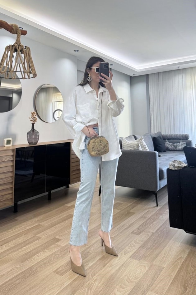 Kabartma Dokulu Çizgili Oversize Gömlek Beyaz