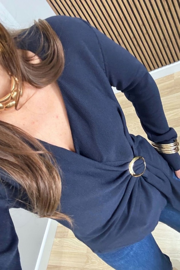 Livia Halka Toka Detaylı Triko Bluz Lacivert