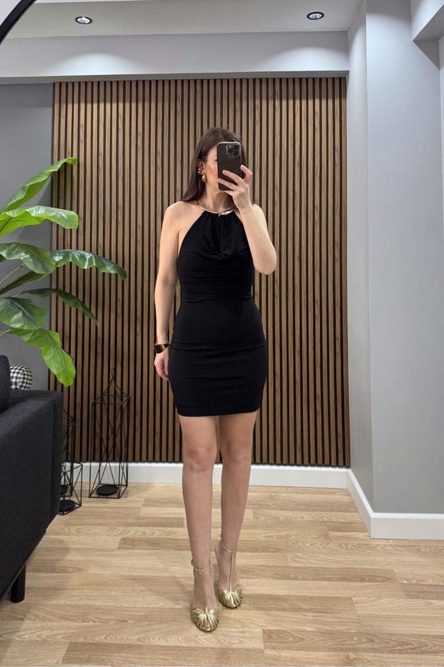 Elan Aksesuarlı Mini Elbise Siyah