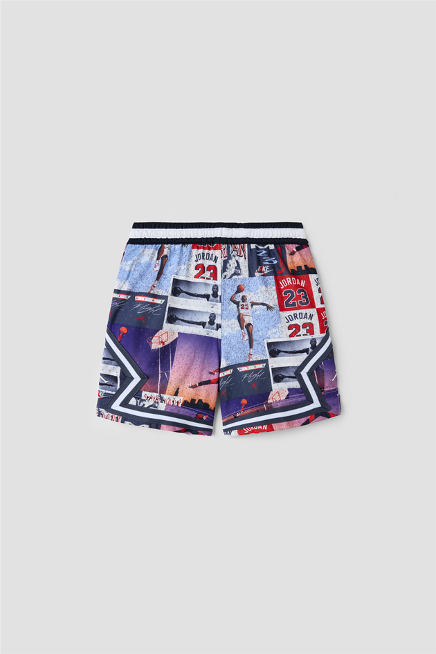 Air Jordan Erkek Çocuk Desenli ŞortAir Jordan Erkek Çocuk Desenli Şort