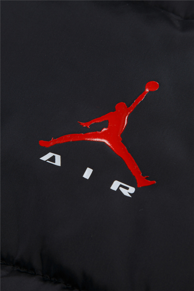 Air Jordan Erkek Çocuk Siyah MontAir Jordan Erkek Çocuk Siyah Mont