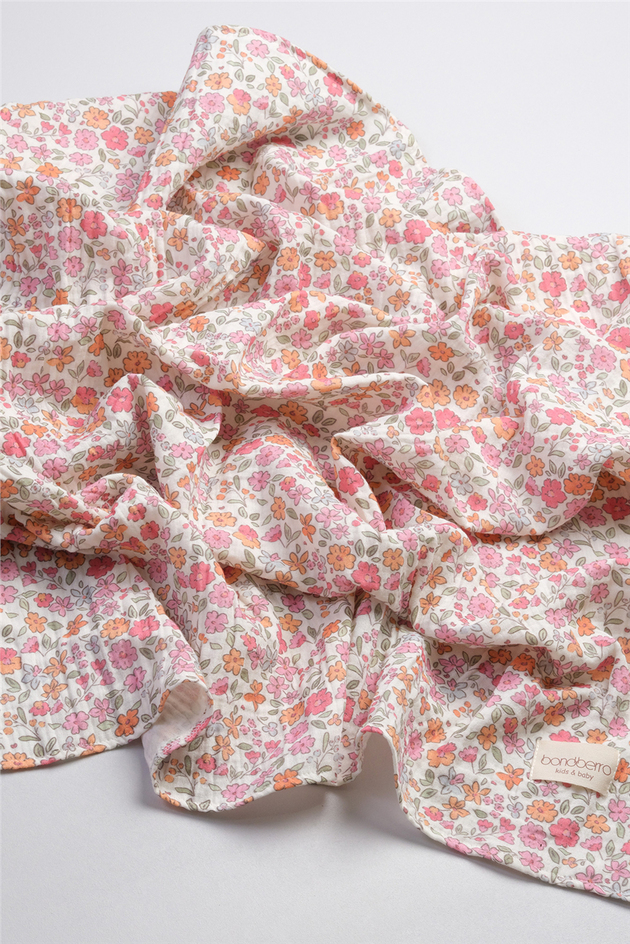 Bondberro Baby Girl 100 x 85 cm Multi-Purpose Muslin Swaddle BlanketBondberro Baby Girl 100 x 85 cm Multi-Purpose Muslin Swaddle Blanket