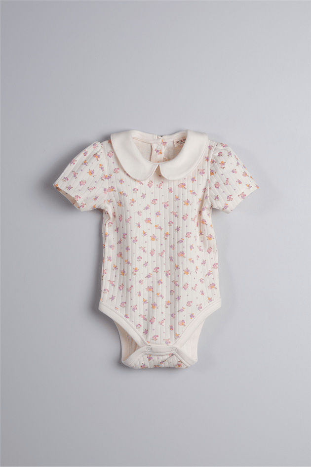 Bondberro Kız Bebek Bebe Yaka Çiçek Baskılı Bebek ve Çocuk Zıbın %100 PamukluBondberro Kız Bebek Bebe Yaka Çiçek Baskılı Bebek ve Çocuk Zıbın %100 Pamuklu