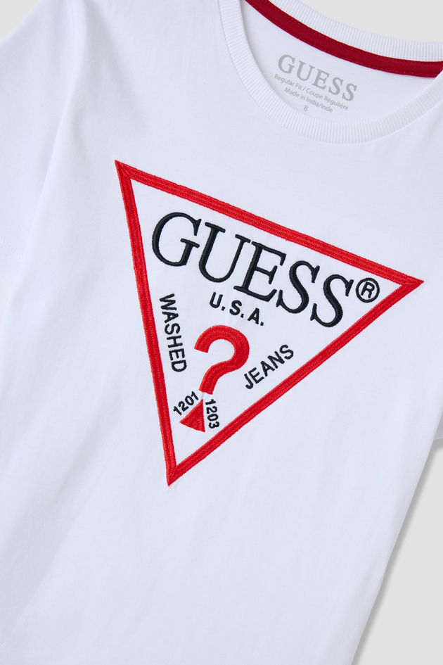 Guess Erkek Çocuk Beyaz TişörtGuess Erkek Çocuk Beyaz Tişört