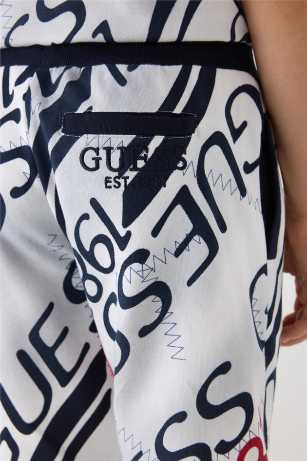 Guess Erkek Çocuk Desenli ŞortGuess Erkek Çocuk Desenli Şort