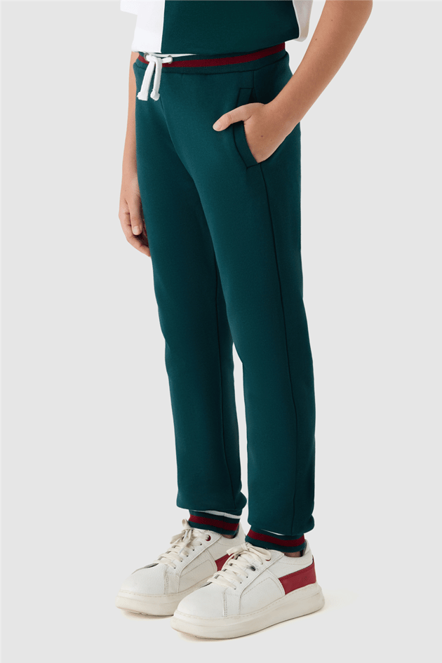 Guess Erkek Çocuk Koyu Eşofman AltıGuess Erkek Çocuk Koyu Eşofman Altı