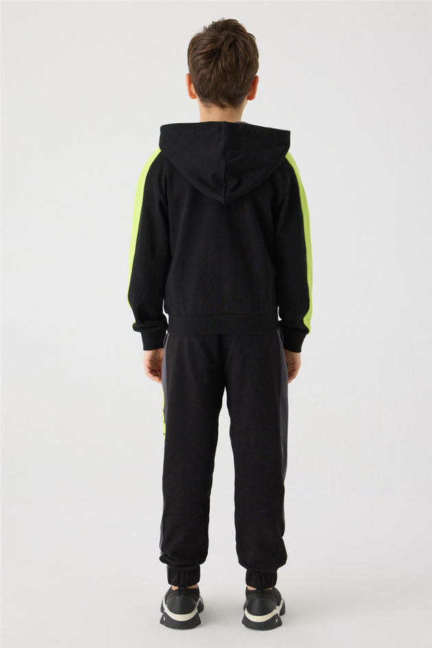 Guess Boy Black Tracksuit TopGuess Boy Black Tracksuit Top