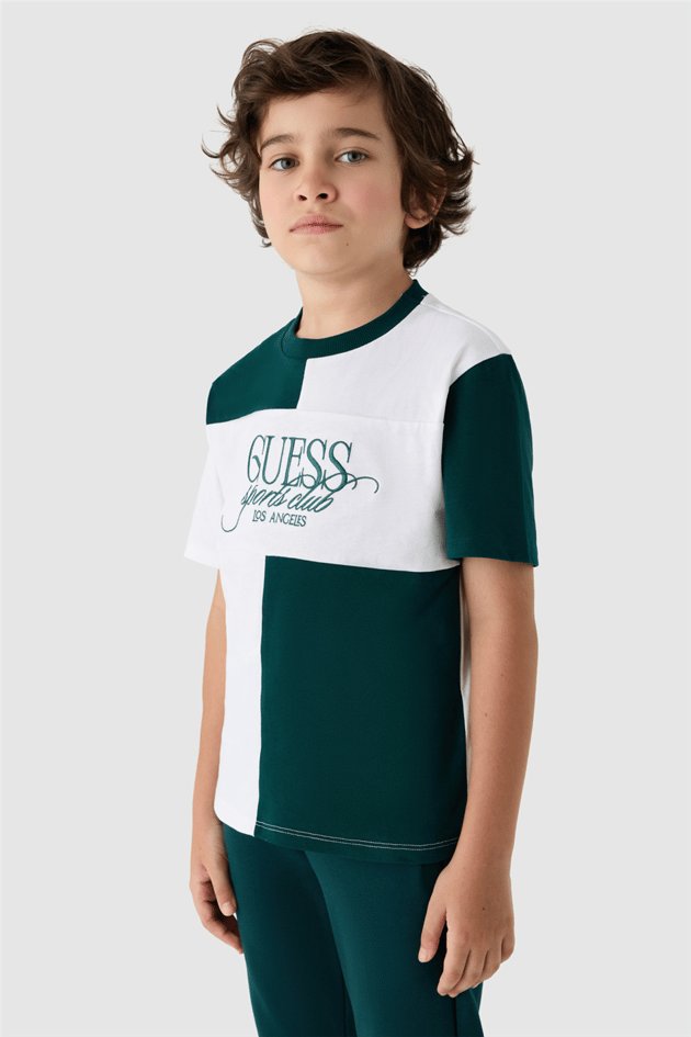 Guess Erkek Çocuk TişörtGuess Erkek Çocuk Tişört