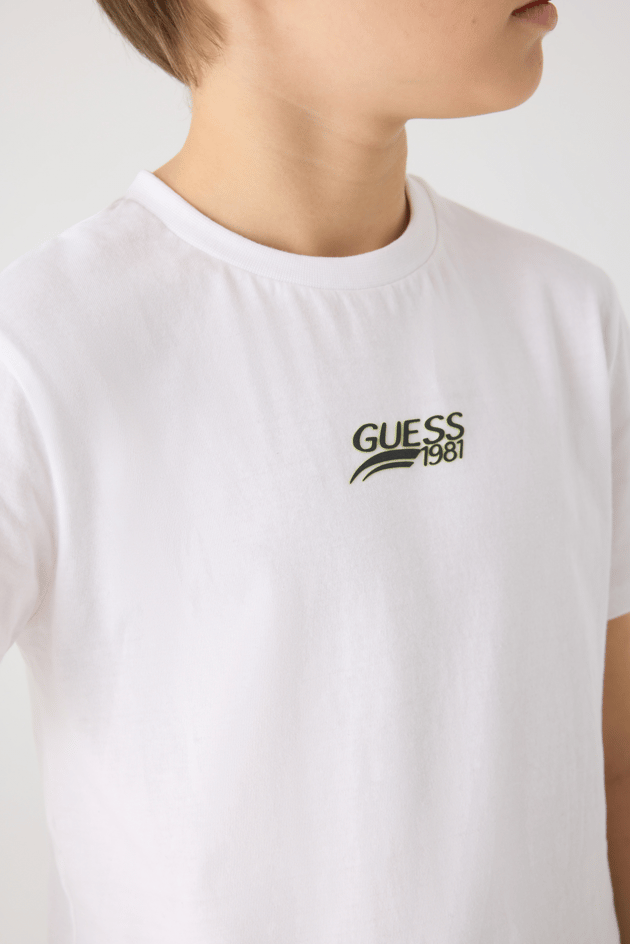 Guess Erkek Çocuk TişörtGuess Erkek Çocuk Tişört