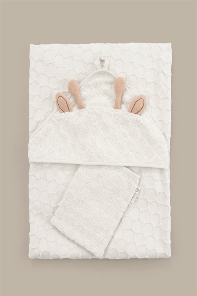 Little Gusto Organic Cotton Swaddle Towel & Wash Mitt SetLittle Gusto Organic Cotton Swaddle Towel & Wash Mitt Set