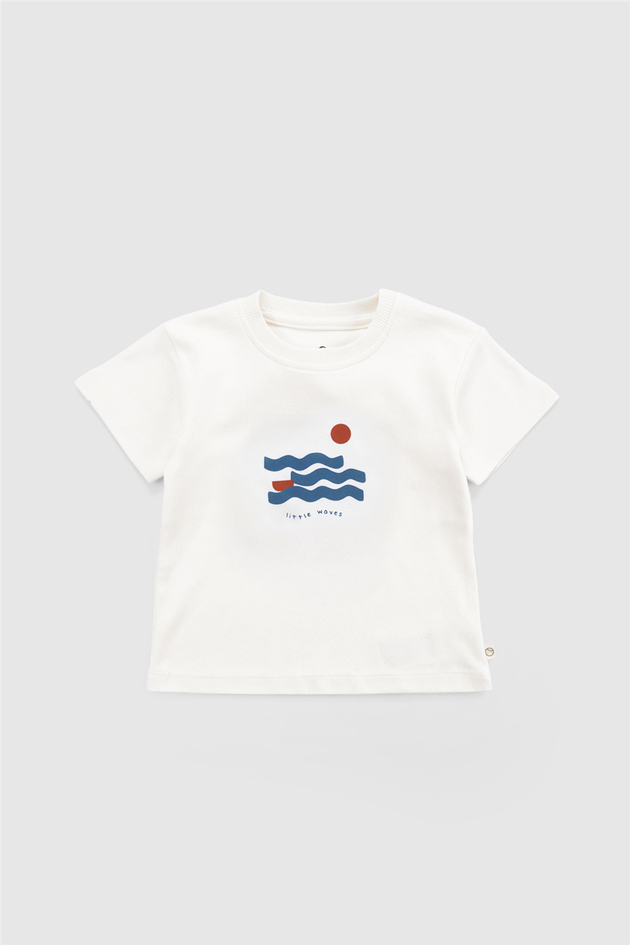 Little Gusto Unisex White Tshirt Little Gusto Unisex White Tshirt 