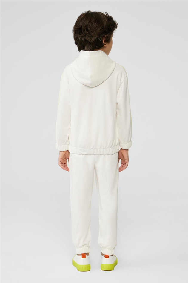  Boy White Tracksuit Top Boy White Tracksuit Top