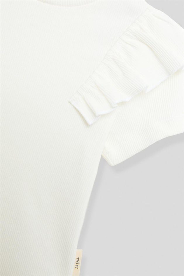  Girl White Tshirt Girl White Tshirt