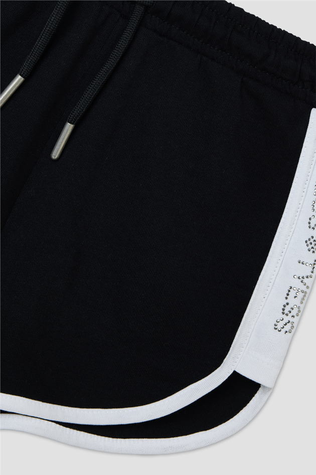 Tyess Girl Black ShortsTyess Girl Black Shorts