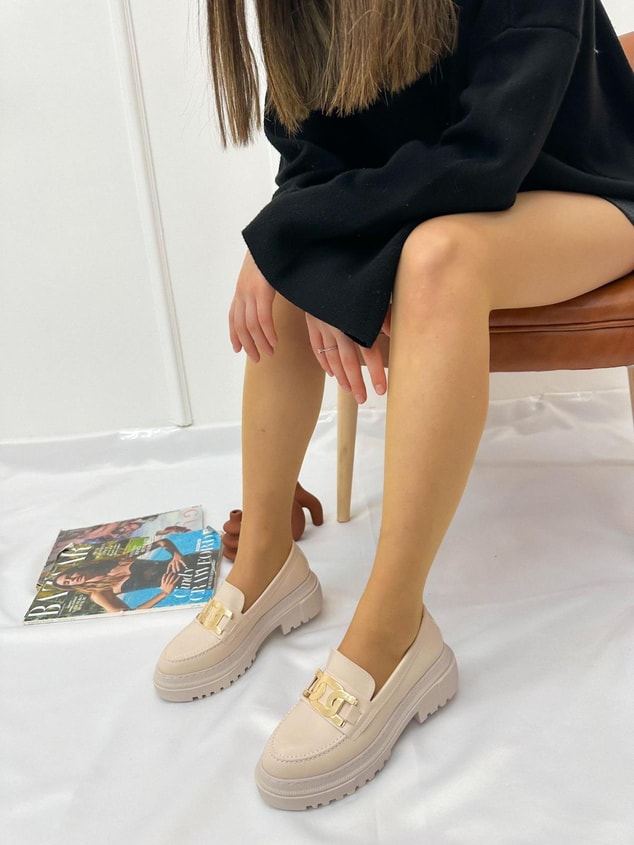 Bej Cilt (Edith) Zincir Detay Kadın Loafer
