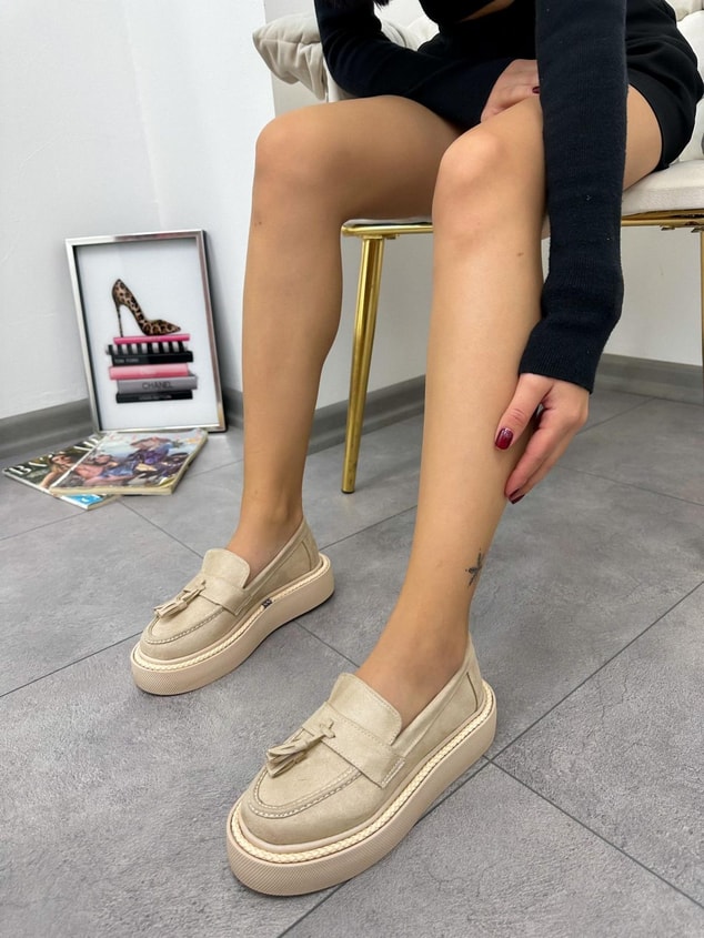 Bej Süet (Line) Püskül Detay Kadın Loafer