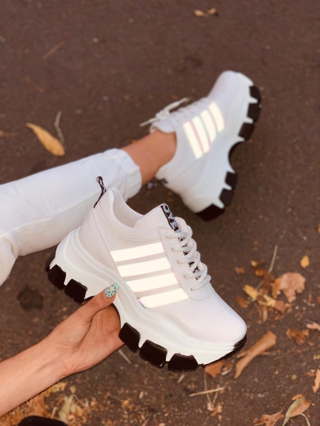 Beyaz - Hologram (Teddy) SİYAH TABAN Kadın Spor Ayakkabı Sneakers