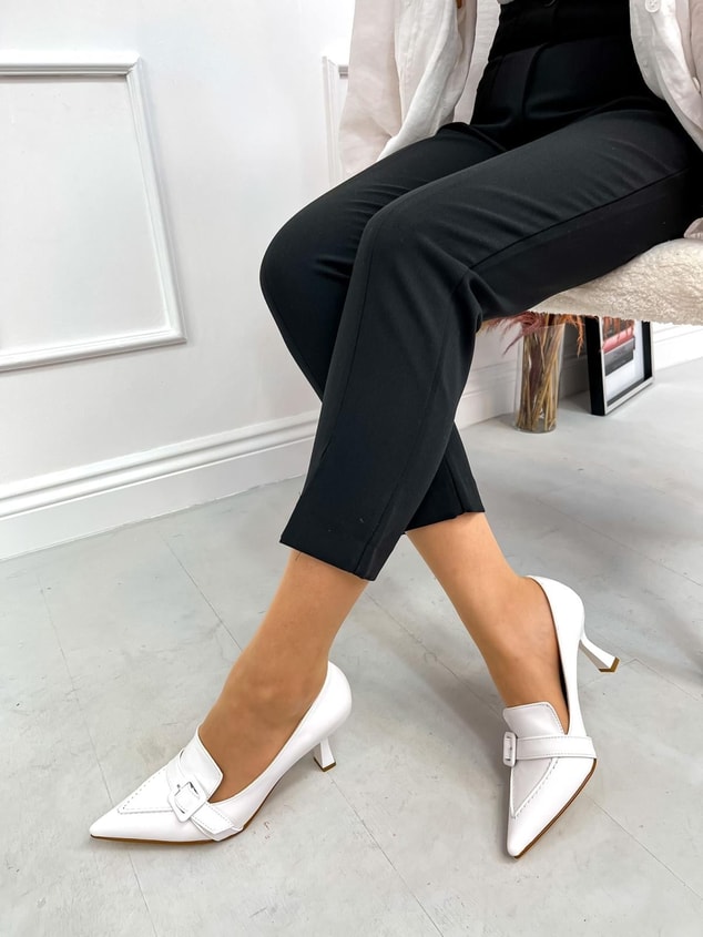 Beyaz Cilt (Kahlo) Toka Detay Kadın Stiletto