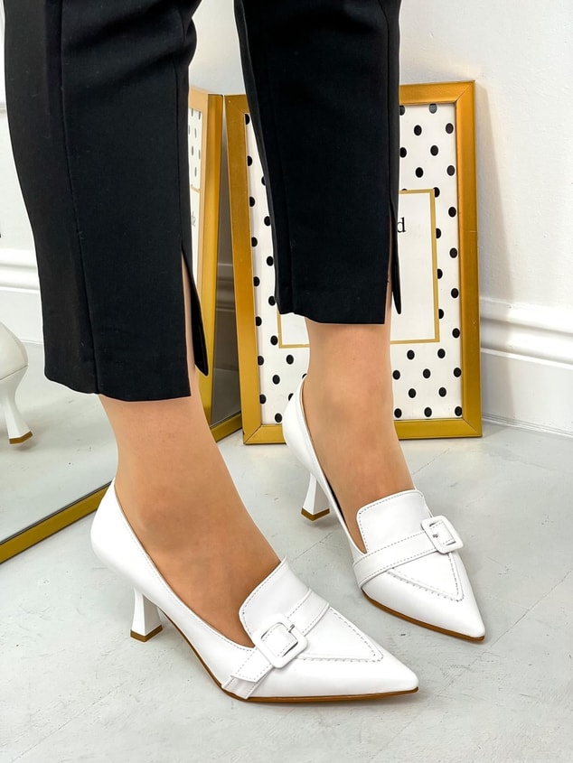 Beyaz Cilt (Kahlo) Toka Detay Kadın Stiletto