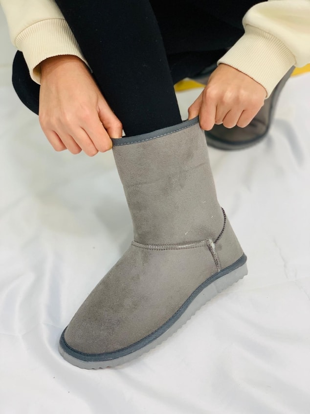 Gri Kısa (Ugg)