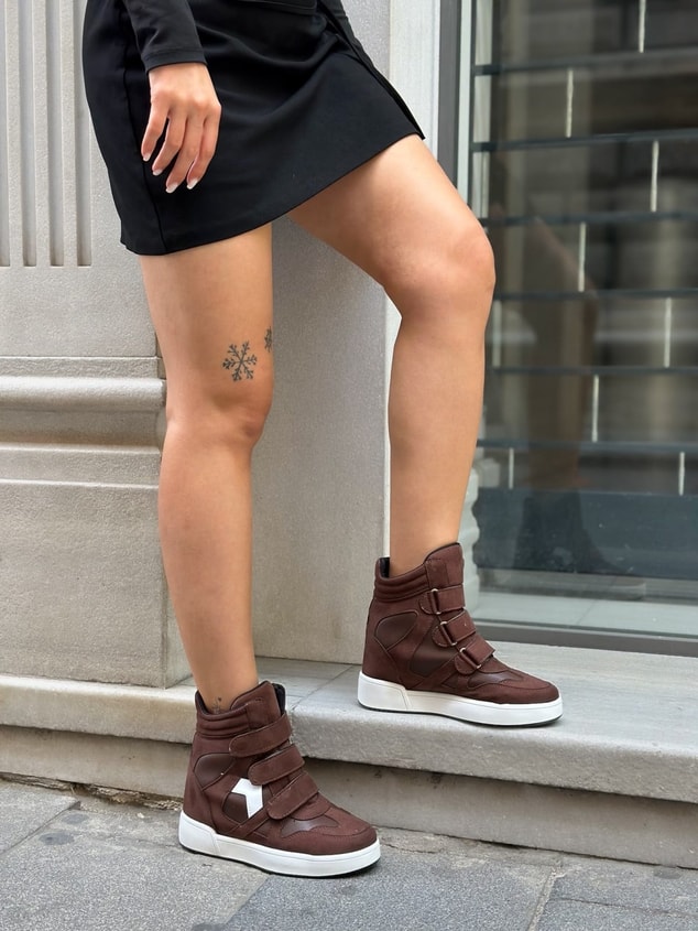 Kahve Süet (İsabe) Gizli Topuk Dolgu Topuk 7 Cm Boy Uzatan Sneakers
