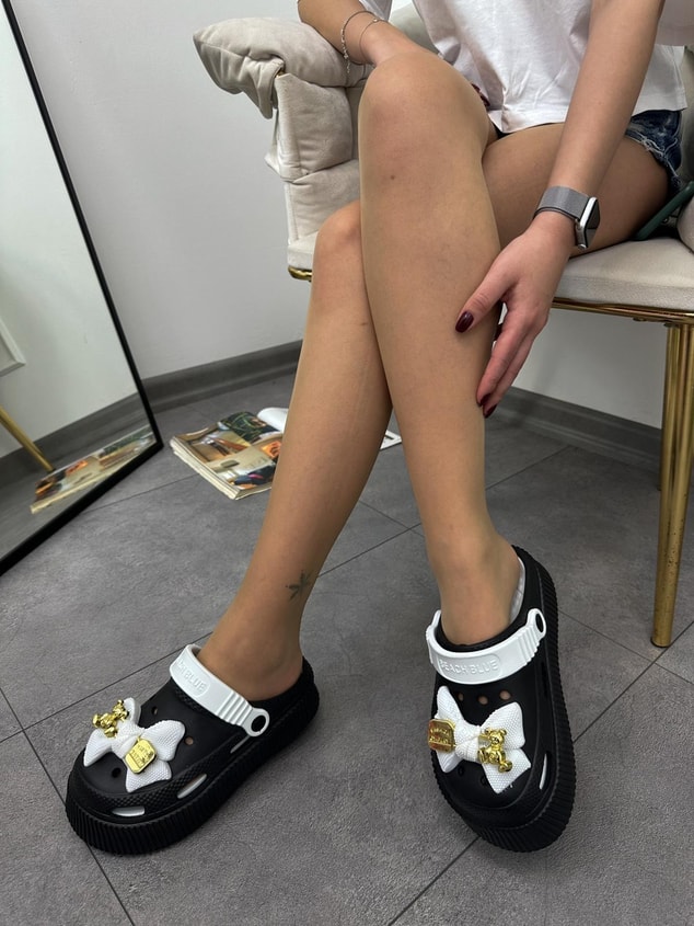 Siyah Beyaz (Betty) Terlik