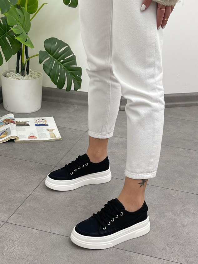 Siyah Keten (Werner) Bağcıklı Kadın Sneakers