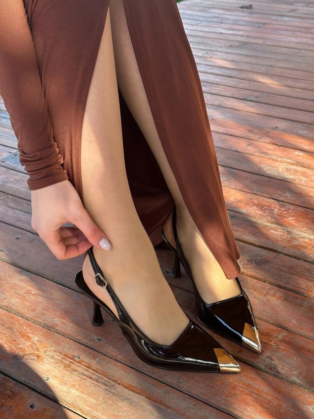 Siyah Rugan (Blue) Gold Metal Parça Detay Kadın Stiletto