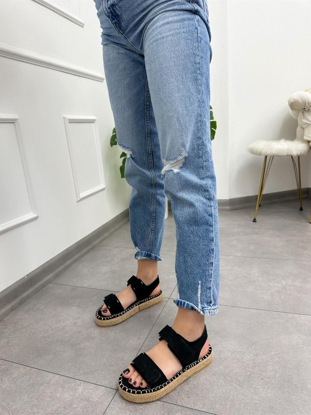 Siyah Süet (True) Kadın Cırtlı Sandalet