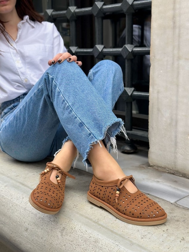 Taba Süet (Sergey) Lazer Kesim Boncuk Detay Kadın Ayakkabı