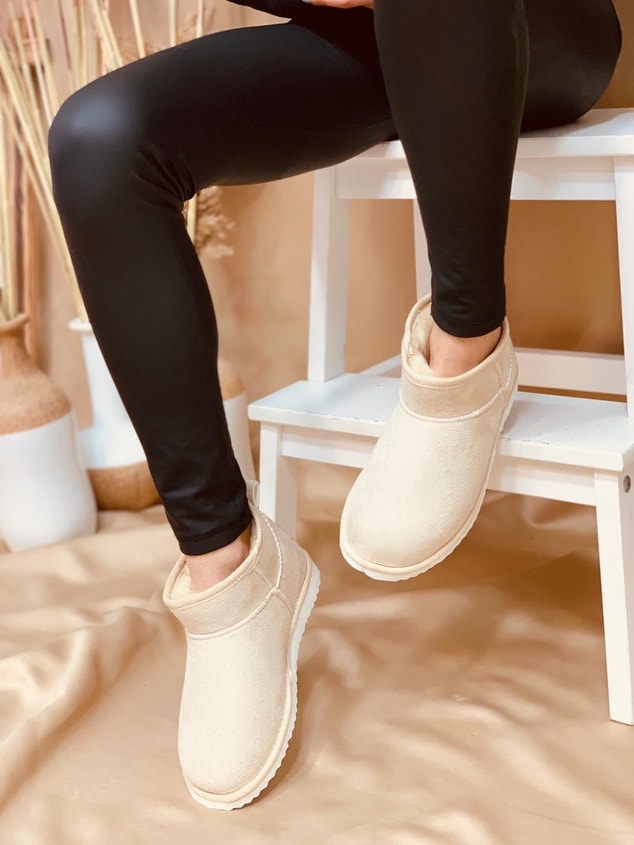 Ten Ultra Mini (Ugg)